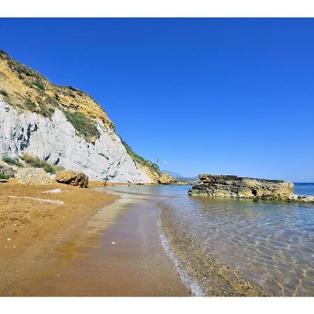Apollonides Seafront Villa1 Aoede Lixouri Luaran gambar