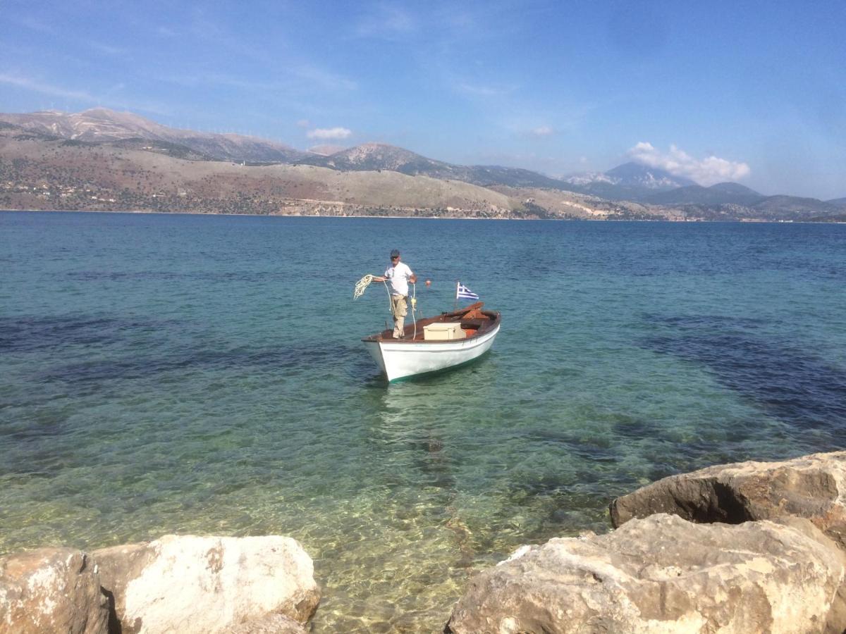Apollonides Seafront Villa1 Aoede Lixouri Luaran gambar